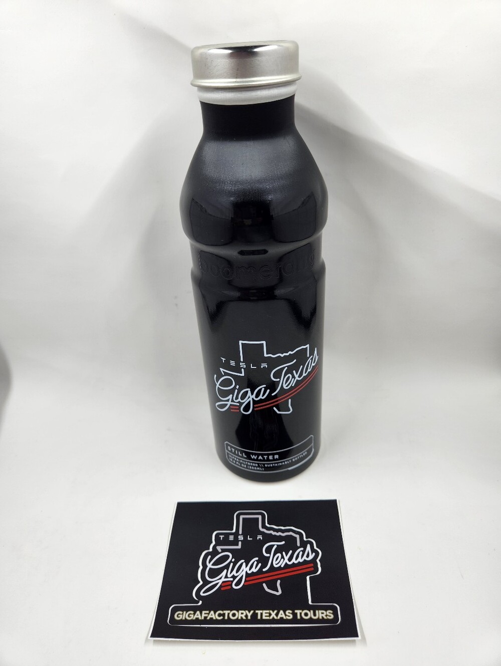One Giga Texas Water Bottle Reusable Aluminum 16.9/oz And One Sticker